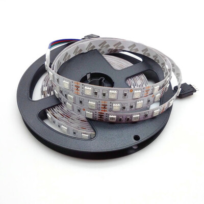 

SUPli 5M 5050 RGB 300 LEDs Strip Light with IR 44 Key Controller