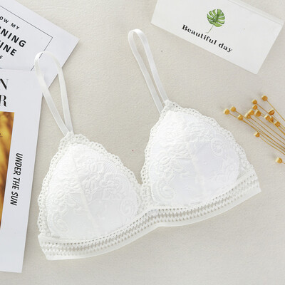 

〖Follure〗Women Comfortable Cup Ring-Free Ventilation Bra Sexy Deep V-lace Thin Underwear