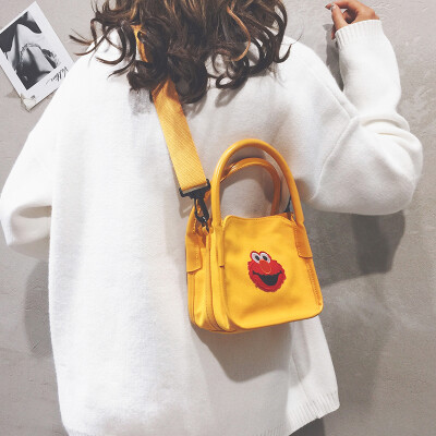 

Handbag small bag female 2019 new Korean version of casual wild sesame street bag simple canvas shoulder Messenger bag