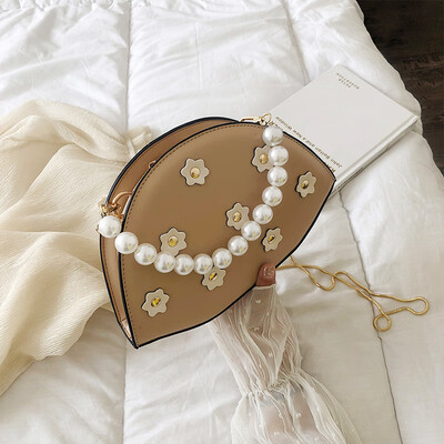 

Pearl portable crescent bag 2019 new French small foreign gas chain messenger bag female bag summer shell bag