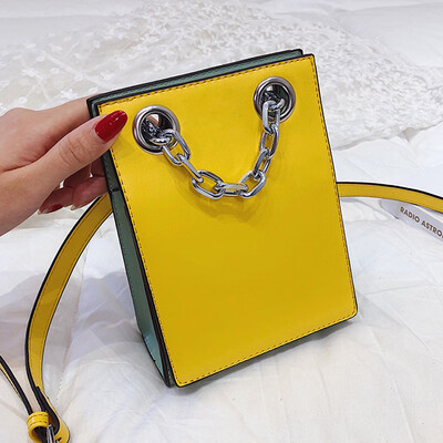 

On the new small bag women 2019 new Korean fashion simple Joker texture shoulder slung chain womens bags