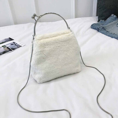 

Tailored Womens Plush Shoulder Messenger Bag Simple Handbag Fashion Mobile Phone Bag