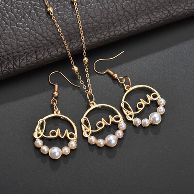 

Stud Earrings Set High Imitation Pearl Love Necklace Stud Earrings Moon Shape Exquisite Simple Valentines Day Gift Girl Jewelry