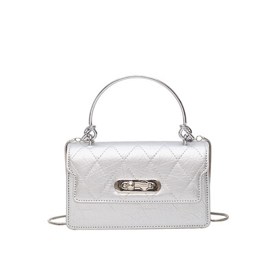 

Spring new bag female 2019 new European&American fashion Messenger bag letter bag wild hit color broadband small square bag