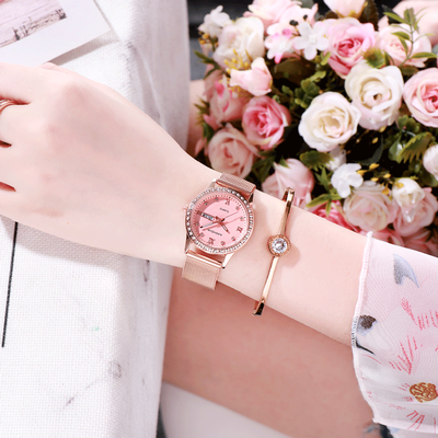 

New fashion girl watch double calendar water drill belt quartz watch woman Korean version of the Internet celebrity steel belt wom
