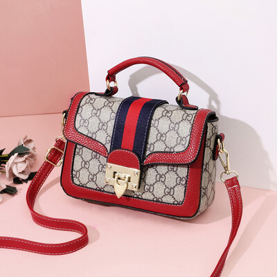 

Summer female Korean wave simple ladies shoulder slung portable womens fashion small square bag