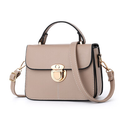 

On the new wave of women Korean version of ins super fire Joker ladies bill of lading shoulder slung small square bag