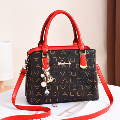 

Female bag 2019 new bag female elegant stereotypes sweet fashion handbags slung shoulder bag