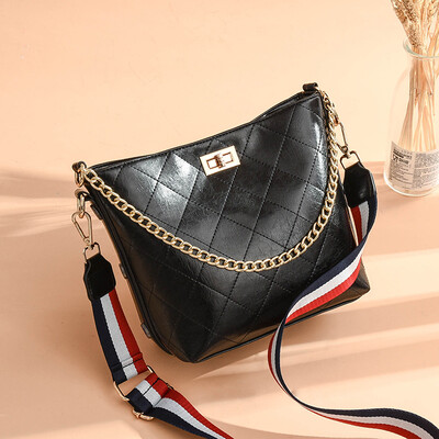 

Bucket Bag Female Tide Korean Version Baitao Slant Chain Handbag with Large Capacity Single Shoulder Lock Bucket