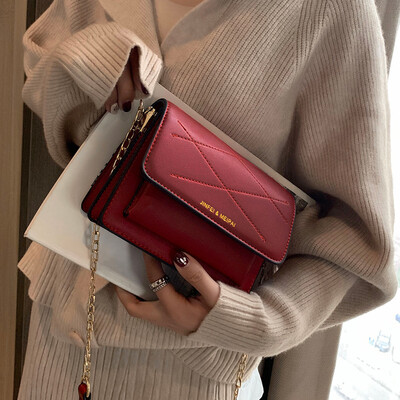 

Ins super fire port wind chic small square bag female fashion chain simple casual 2019 new small black bag Messenger bag