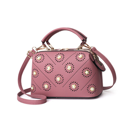 

Female bag 2019 new bag hollow female Korean fashion casual handbags Messenger shoulder bag