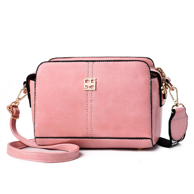 

The new wave of summer womens bags Korean Joker shoulder Messenger bag fashion small square bag simple