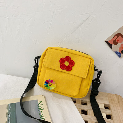 

2019 new Sen cute flower canvas bag female fashion simple wild Messenger bag casual temperament shoulder bag