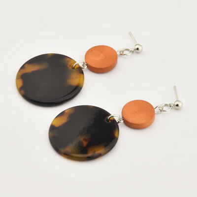 

Korean Statement Wooden Earrings Acetic Acid Geometric Round Acrylic Dangle Drop Earrings For Women Earings Fashion Jewelry 2019