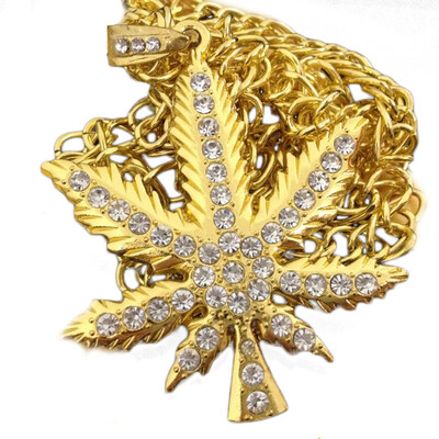

High Quality Europe Hiphop Jewelry Necklace Cannabina Leaves Nightclub Bar Singers Punk Cool Pendant Necklace