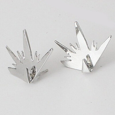 

1 pair Women Irregular Triangle Earrings Punk Jewelry Stud Earrings for Women Fashion Style Earring