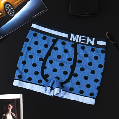 

Breathable Mid-rise Mens Boxer Briefs Fashion Novel Skin-friendly Dot Pattern Underwear