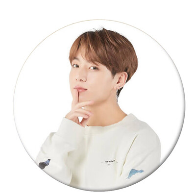 

Kpop BTS Cute Q Version Round Tin Plate Badge Cute Cartoon Brooch Bag Pendant Boys Girls Accessories Hot Gift for Fans