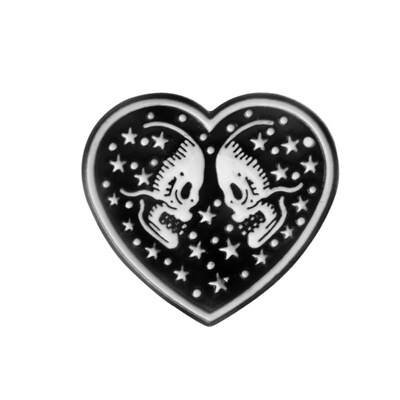 

Punk Enamel Heart Skull Brooch Pin Coat Shirt Collar Badge Jewelry Decor Gift