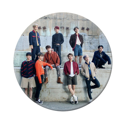 

KPOP Stray Kids New Album Same paragraph Personalized Round Badge Super Cute Bag Pendant Boys Girls Accessories Hot Gift for Fan