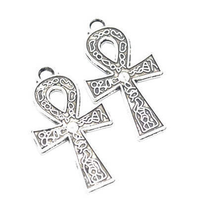 

Hip Hop Alloy silver Color Cross Pendant Necklace Religious Crucfix Necklace Jewely For Men Women