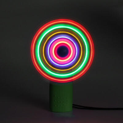 

Tailored Children Educational Toys Portable Cool LED Glowing Fan Party Toy Gift