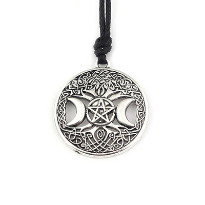 

Triple Moon Goddess Wicca Pentagram Magic Amulet Necklace Women Tree of Life Moon Necklaces Pendants Vintage Jewelry