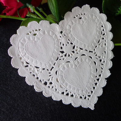 

100x 4in Heart Shape Paper Doily Party Cake Coasters Placemat Craft Pretty