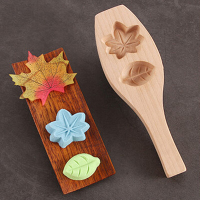 

Toponeto Flower Shapes Handmade Environmental Wooden Mooncake Mold for Ice Making