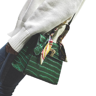 

Europe Fashion Women PU Handbag Crocodile Pattern Ribbon Handle Lock Tote Shoulder Messenger Bag BlackDark Green