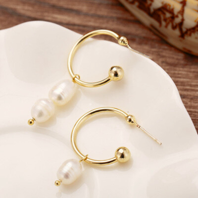 

Retro Freshwater Pearl Earrings Creative Temperament Simple Wild Slim Earrings