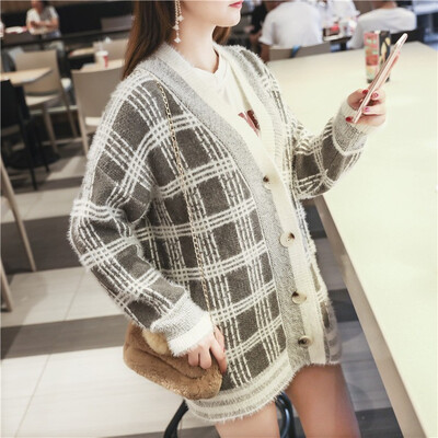 

2018 spring&winter Korea version new loose fashion plaid sweater knitted cardigan long sleeve large size coat