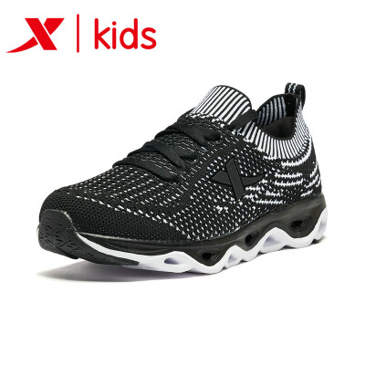 

Special step childrens shoes boys non-slip shock absorption running shoes 2019 spring new childrens shoes in the big childrens sports shoes 681115119163 black&white 32