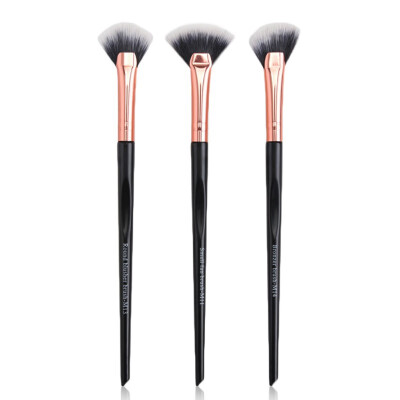 

3pcs New Soft Comfortable Makeup Brush Set Easy To Use Small Cosmetic Brush Kit Eyes Face Foundation Powser Makeup Tool