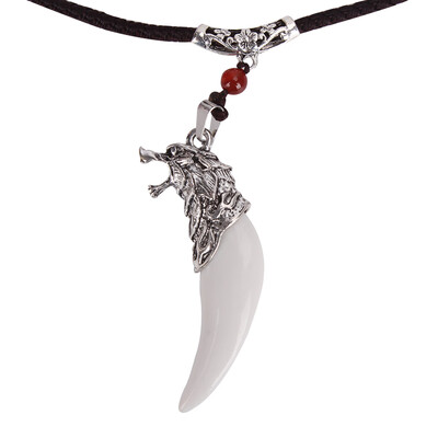 

Hot 4 Styles Wolf Tooth Design Necklace Cool ManBoy Titanium Steel Domineering Animal Courage Pendant