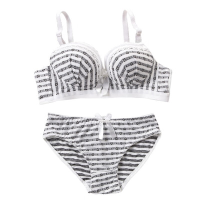 

Sexy High Quality Women Bras Sets Lace Decorate Striped Print Push Up Underwear Bow Bras&Cotton Panties 2019