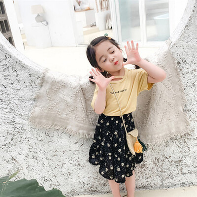 

Summer Kids Girls Clothes Set Short Sleeve Letter Print T-shirt TopsFloral Short Skirts Suits 2pcs Clothing Sets