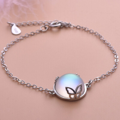 

Elegant Charm Women Bracelets Simple Inlaid Round Moonstone Plated Silver Butterfly Bracelets Bangles