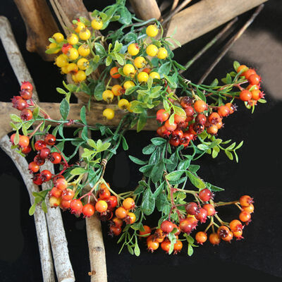 

Decorative Artificial Berry Holly Branch For DIY Festival Ornaments Christmas Tree Decorations Flower Arrangements Decor