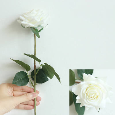 

1PCS New ins Romantic Artificial Rose Feel Moisturizing Rose Artificial Flower