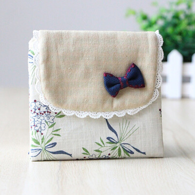 

Simple 3 Folding Cloth Fabric Portable Sanitary Napkin Storage Bag For Outdoor Travel
