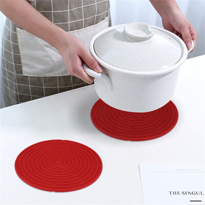 

Toponeto Silicone Non-Slip Mat Bowl Coaster Square Table Placemat Kitchen Anti-hot Pad