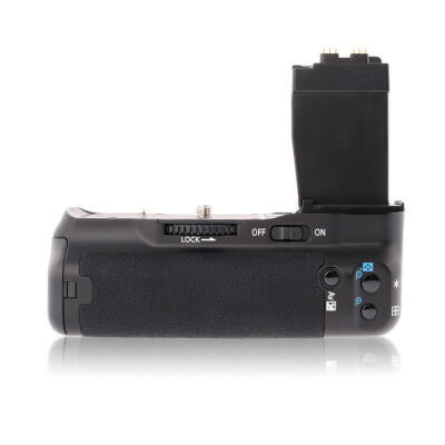 

MeiKe MK-550D/BG-E8/BP-550D Battery Grip for Canon 550D/Rebel T2i/Kiss X4 600D/Rebel T3i/Kiss X5 650D/Rebel T4i/Kiss X6i