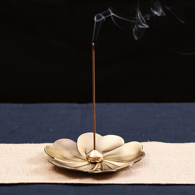 

Zhitang Sakura copper incense coil room sandalwood incense burner point incense coil incense agarwood incense incense burner incense stick