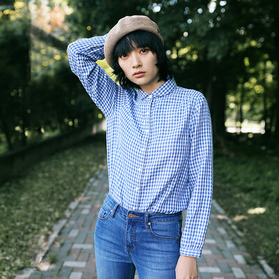 

And pure Raincun S6106 plaid shirt female straight loose loose casual classic long-sleeved shirt blue  S6106LW0M