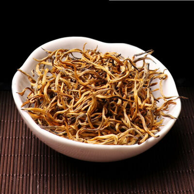 

Premium Organic Full Bud Golden Dian Hong Spring Harvest Yunnan Gold Black Tea