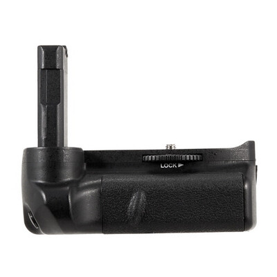 

HOT BG-2F Vertical Battery Grip Holder for Nikon D3100 D3200 D3300 NEW