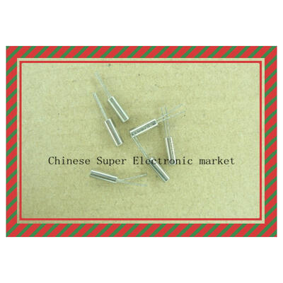 

100pcs 32768KHZ clock crystals / 32.768 K linb03 vibration 3*8
