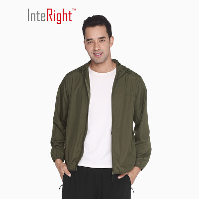 

INTERIGHT outdoor skin clothing men&women models light waterproof breathable windbreaker army green male M