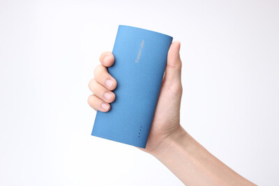 

SmartBird Q150 (15600mAh) Внешний аккмулятор,зарядное устройство